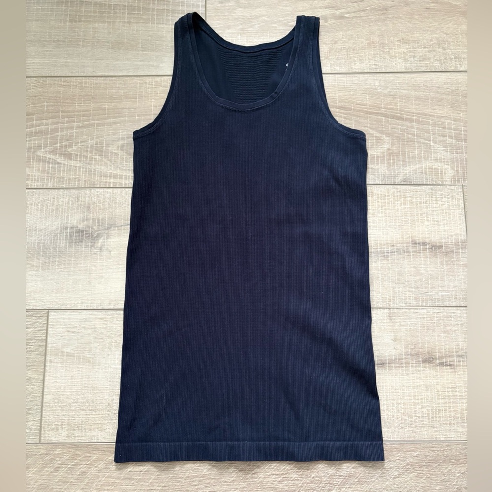 Athleta Navy Blue Ribbed Workout Tank